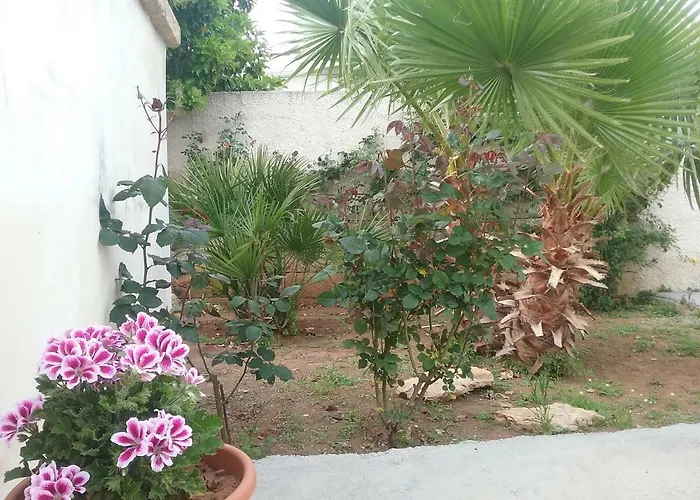 Li Curti Bed and Breakfast