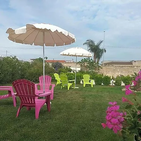 Alojamento de Acomodação e Pequeno-almoço Li Curti Melissano