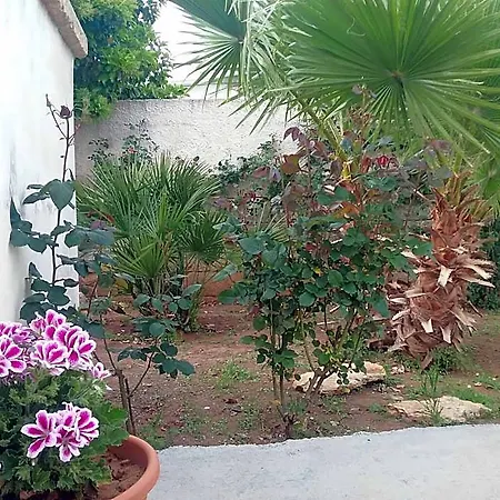 Li Curti 3* Melissano